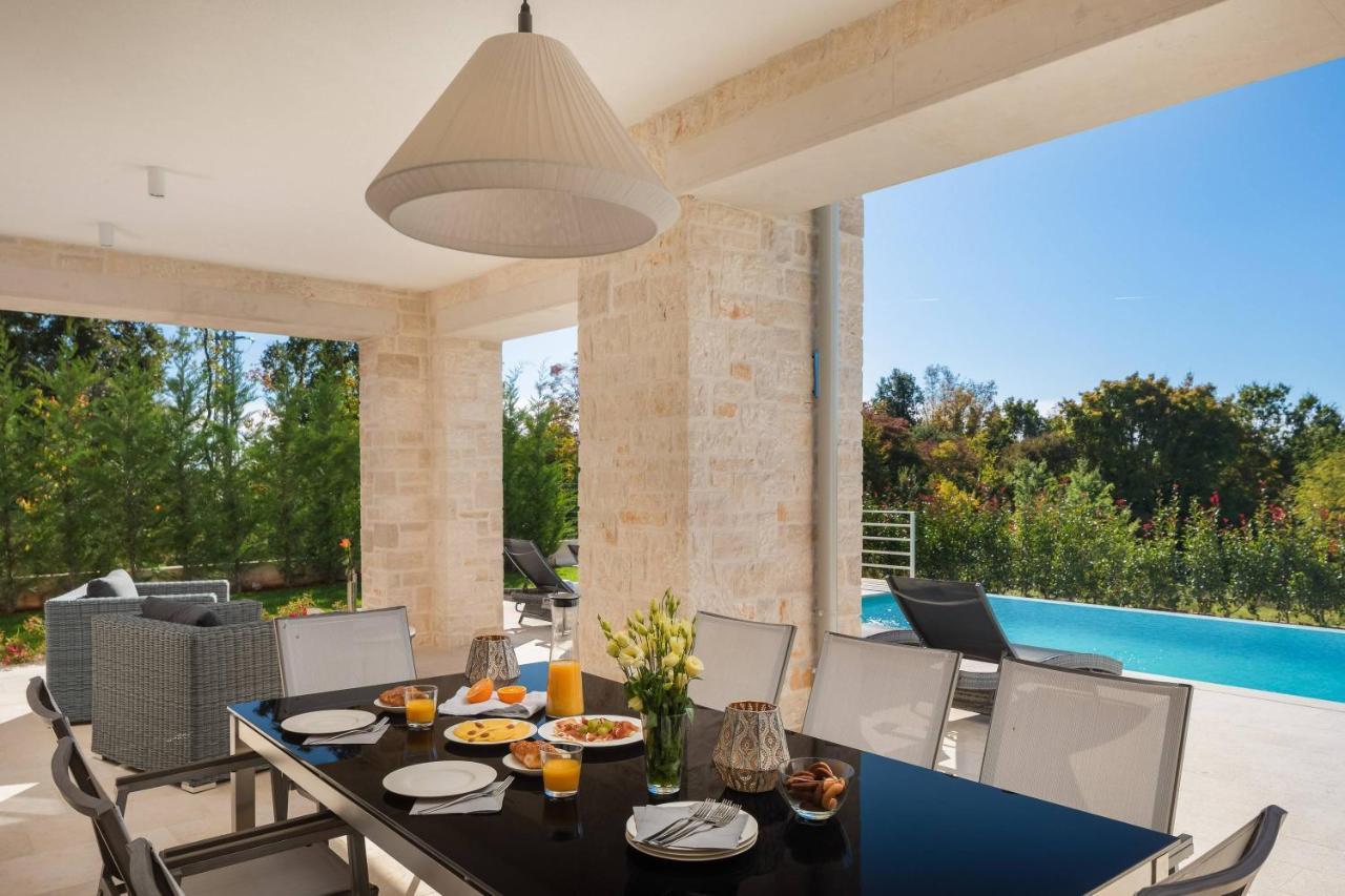 Villa Divine By Ilc Brtonigla Exterior foto